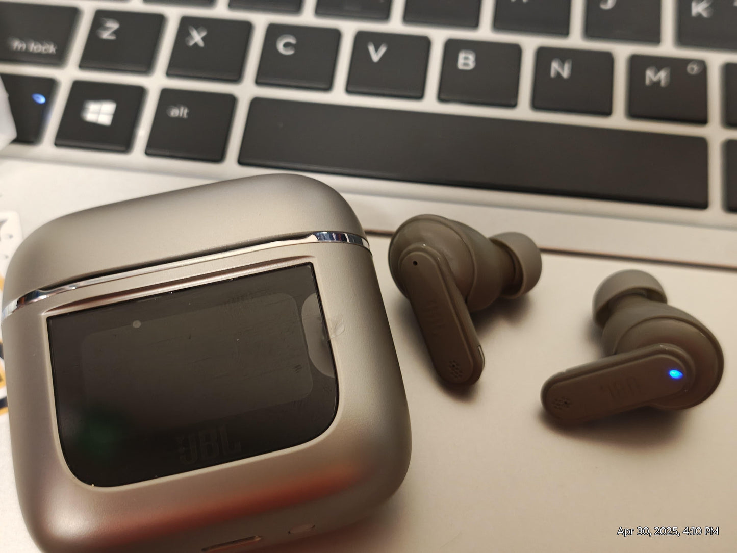 ๐๐ง pro 2 Smart Sound Pro โ Adaptive Noise Cancelling Earbuds with Smart Case & Crystal-Clear Audio ๐ผ๐ถ