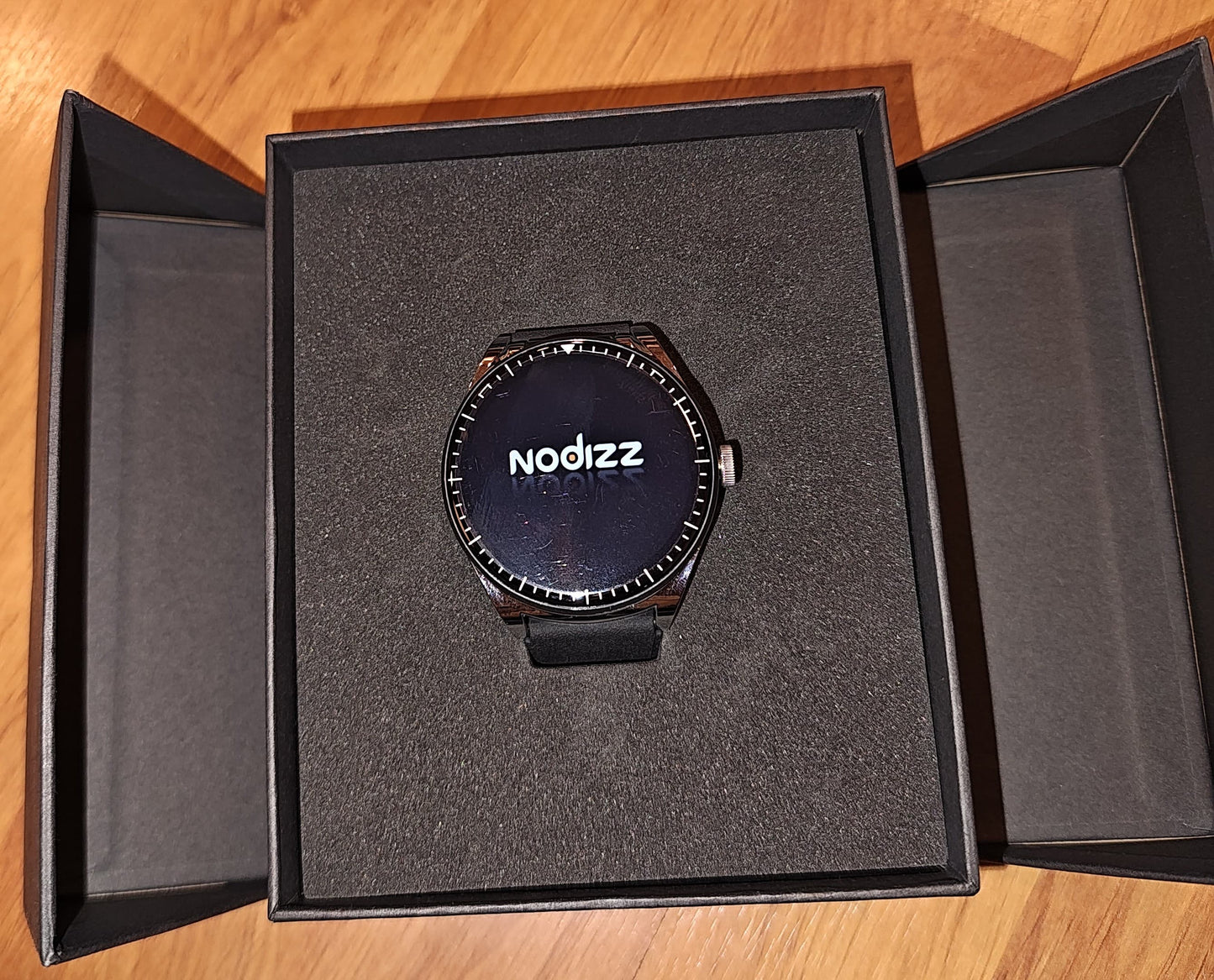 💼✨ Nodizz WT02 Smartwatch – Luxury Meets Innovation! - DoorAndSteps E Commerce 