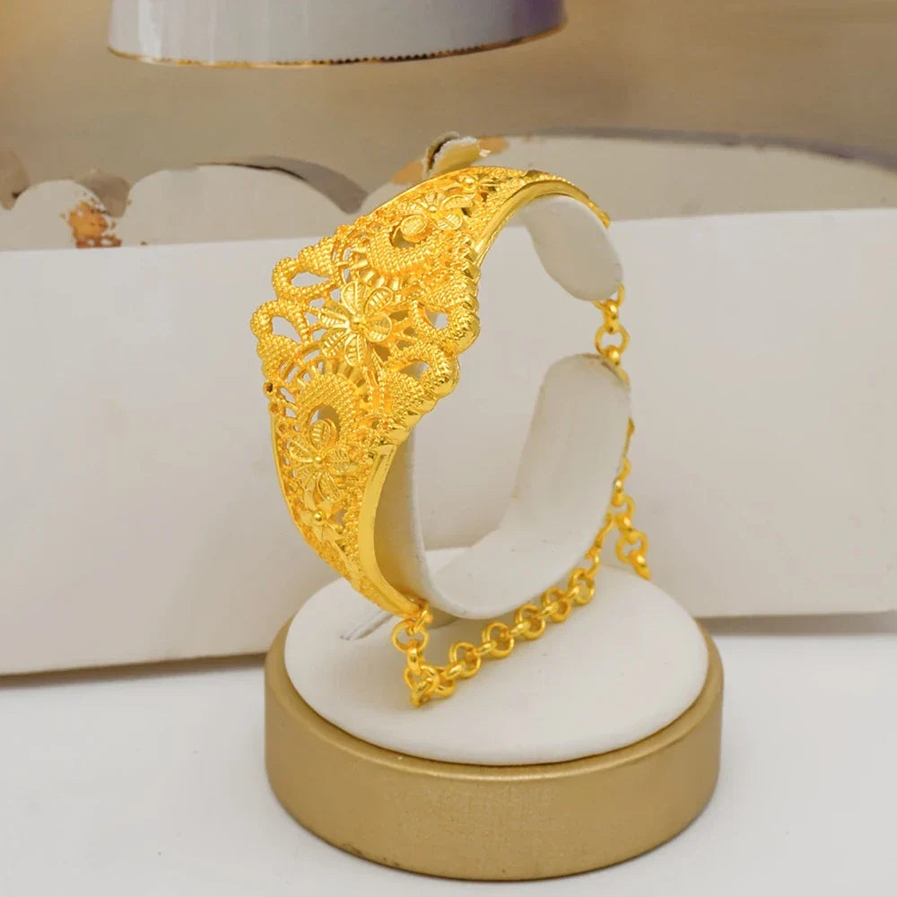 ✨ Elevate Your Elegance with This Stunning Dubai & Ethiopian Inspired Jewelry Set ✨