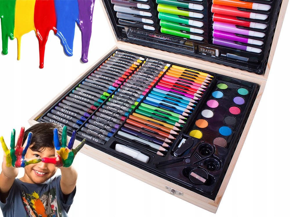 Artist's set for painting in case