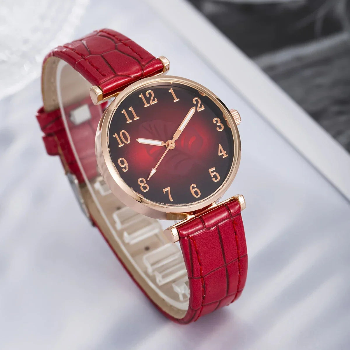 🌿✨ One Leaf Women’s Digital Dial Quartz Watch + 4-Piece Jewelry Set – Stylish Elegance for Every Occasion 💖 - DoorAndSteps E Commerce 