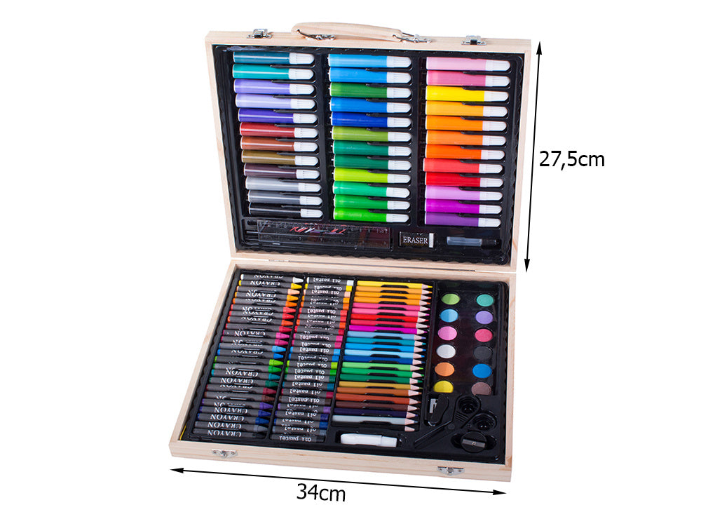 Artist's set for painting in case